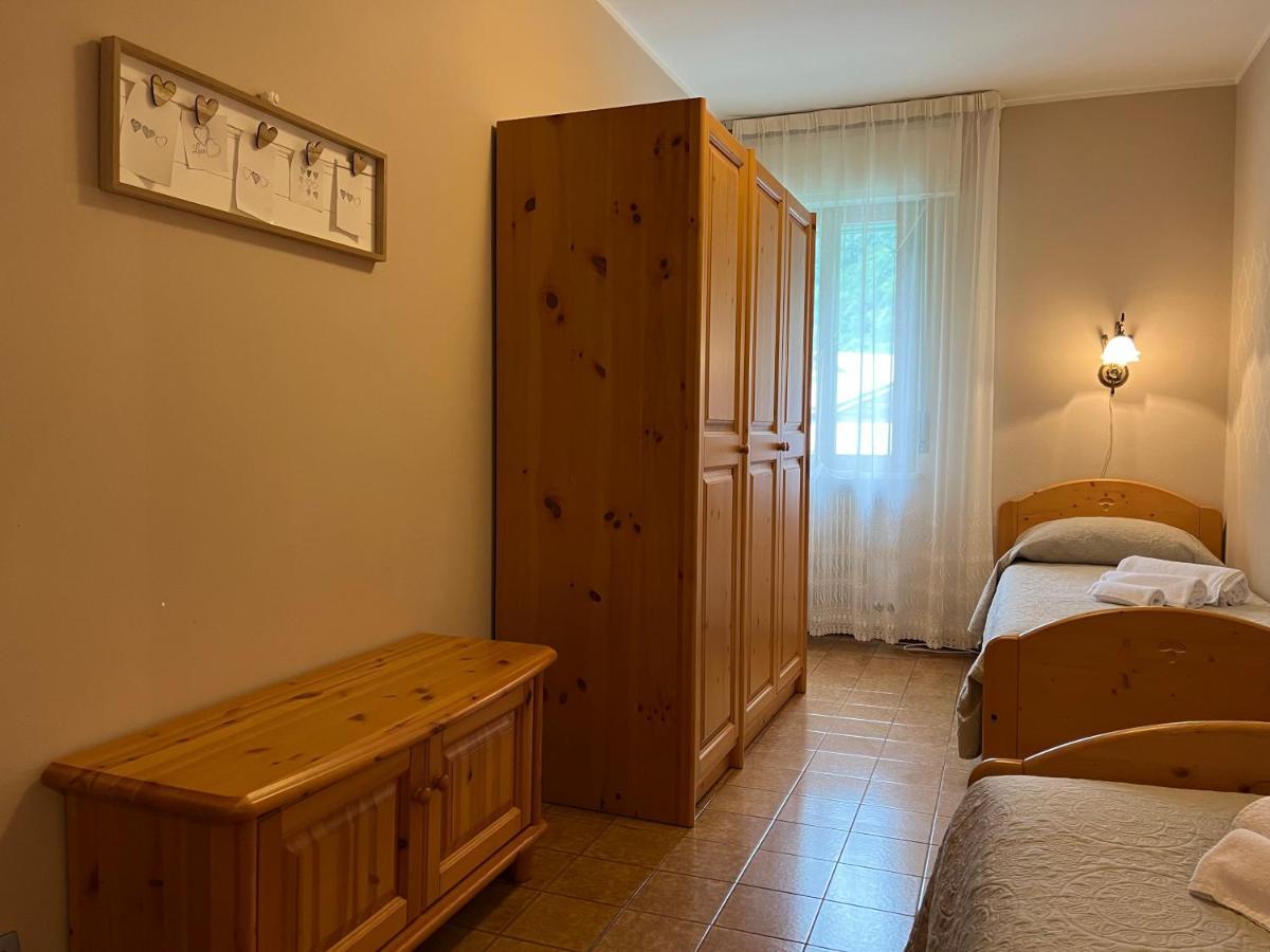 Aparthotel Residenza La Ciasa à Claut Extérieur photo