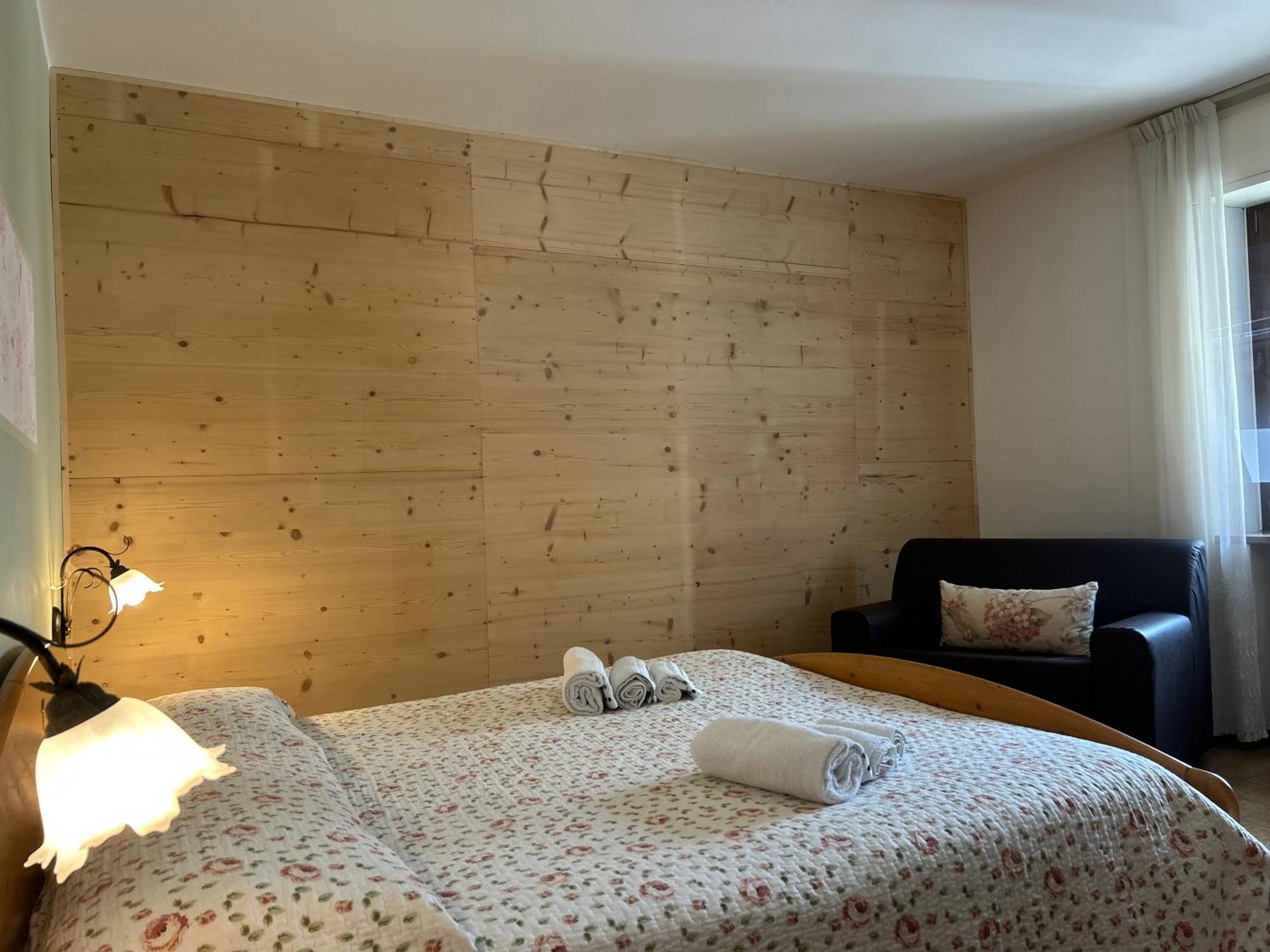 Aparthotel Residenza La Ciasa à Claut Extérieur photo